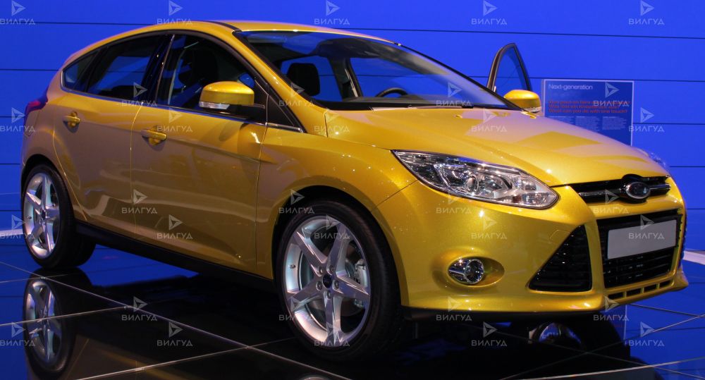 Замена вентилятора охлаждения Ford Focus